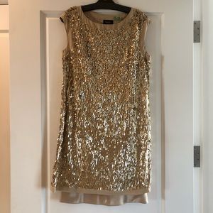 Laundry by Shelli Segal gold sequin shift dress